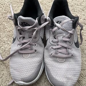 Nike Women's Flex Experience 11 6